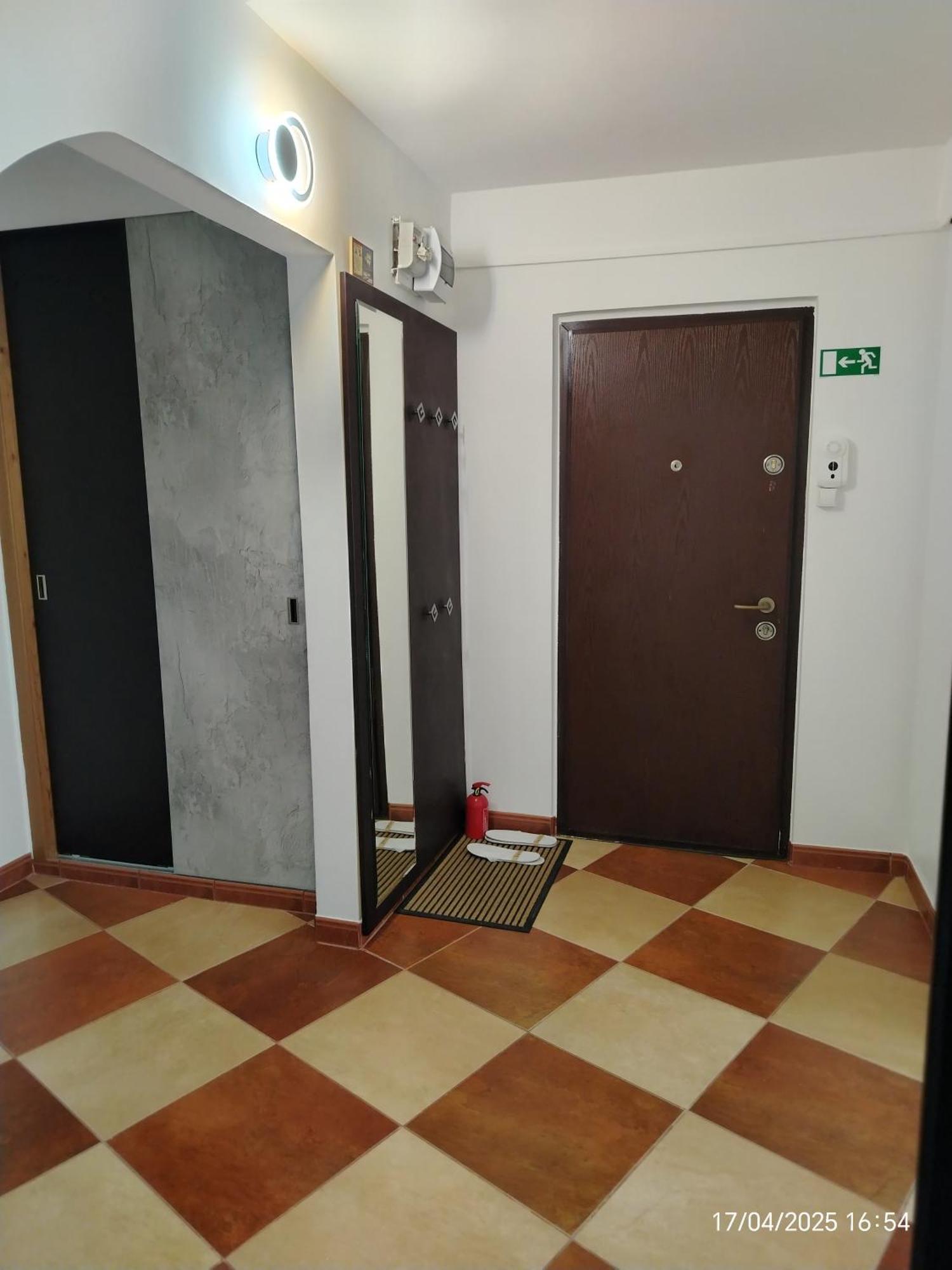 Arka Apartment Craiova Exterior photo